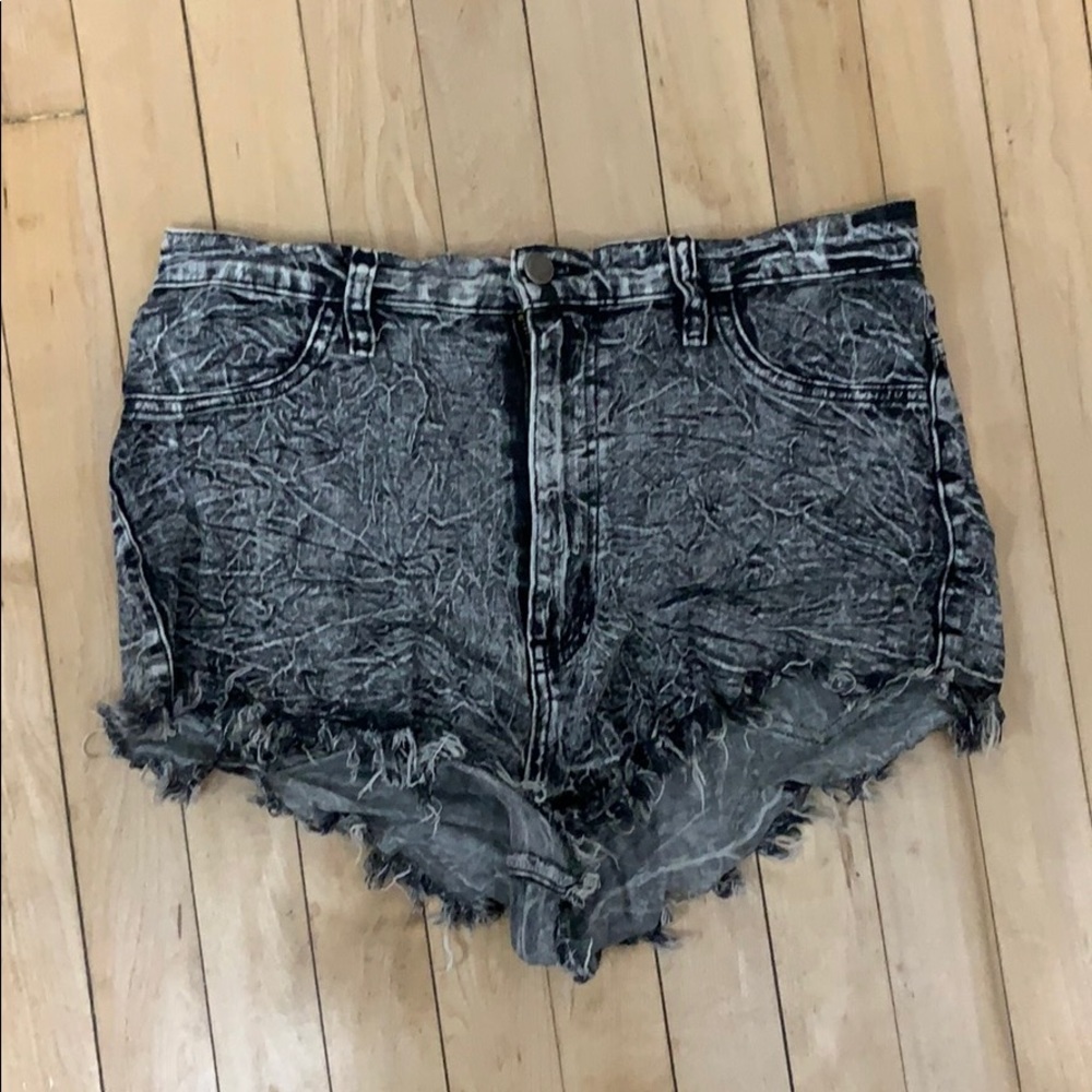 Distressed black jean shorts